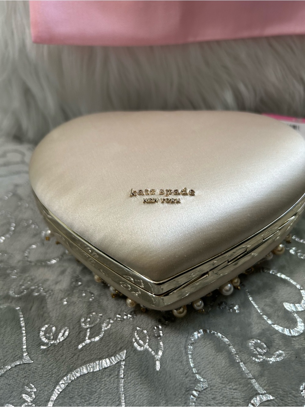 NWT Kate Spade NYC Pearl & Crystal Heart Bridal Clutch with Gold Chain- Ivory - Picture 8 of 12